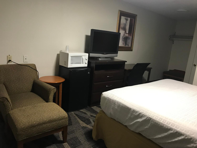 Bedroom 4, Budget Inn Of LEVELLAND, Hockley