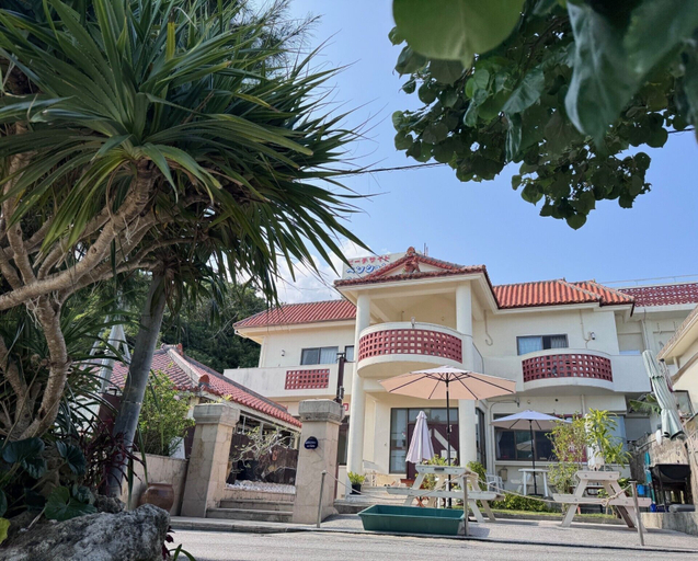 Exterior & Views, Beach side Pension mibal, Nanjō