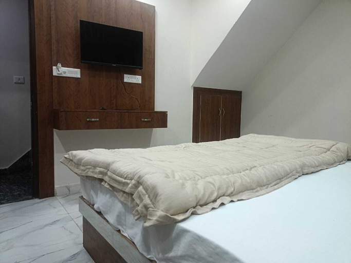 Room 3, Hotel Jay Palace, Agra