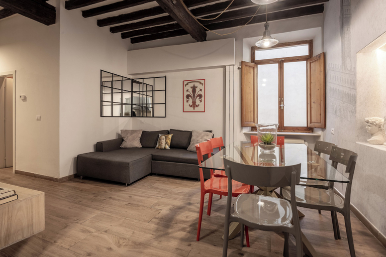 Others 4, Laurel Apartment by Mmega, Florence