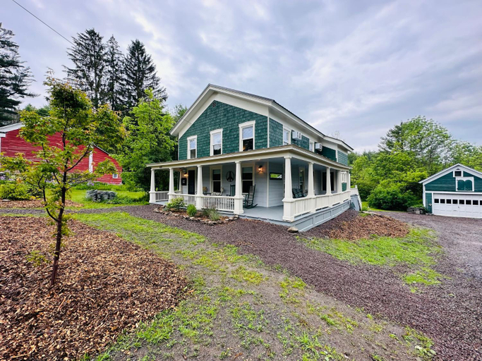 Exterior & Views 1, Mill Pond Inn, Schoharie