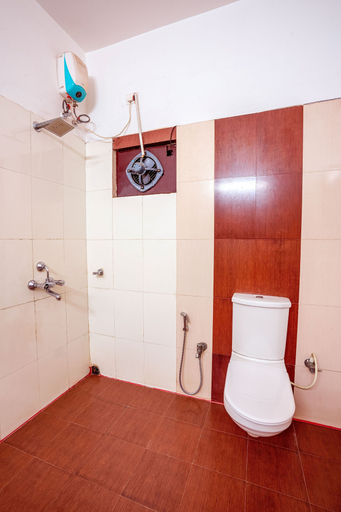 Bathroom 4, Greenland Premium Hotel, Khordha