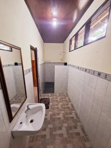 Bathroom 3, Happy Inn 2, Gianyar