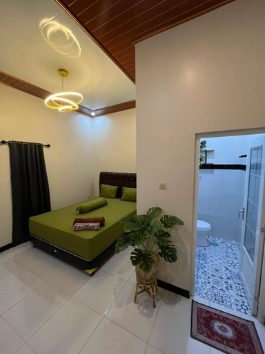 Others 4, Jaka Homestay, Rembang