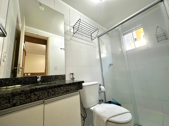 Bathroom 5, Lacqua diRoma III, Caldas Novas