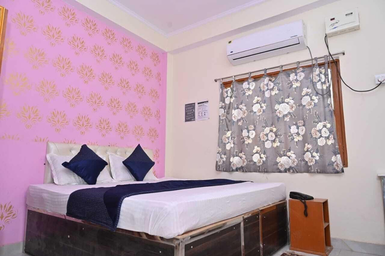 Room 3, Hotel Vrindavan Inn, Allahabad