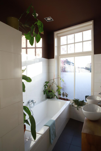 Bathroom, Stadslogement Valentijn, Sneek