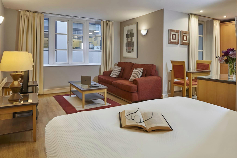 Bedroom 2, Marlin Apartments Tower Bridge - Aldgate, London
