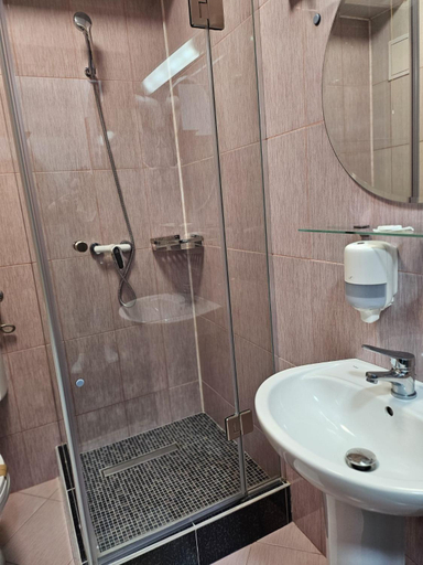Bathroom 2, Hotel Ambasador, Focsani