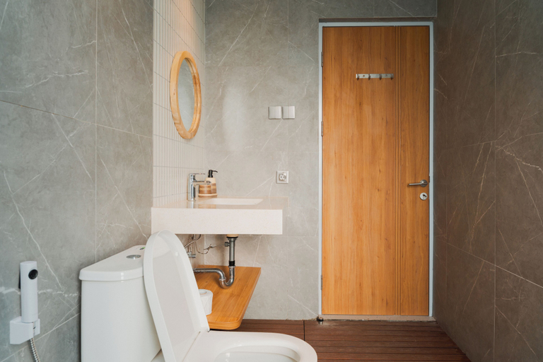 Bathroom 3, Uma Avaya Villas Canggu, Badung