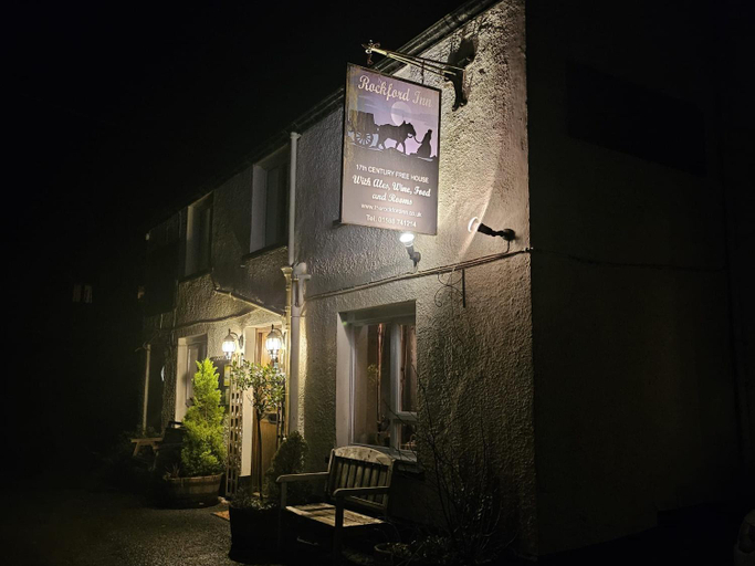 Exterior & Views 1, The Rockford Inn, Devon