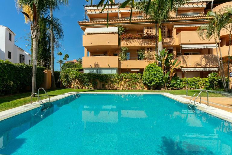 Sport & Beauty 2, Playa Alicate, 2 Bedroom Beach Apartment, Málaga