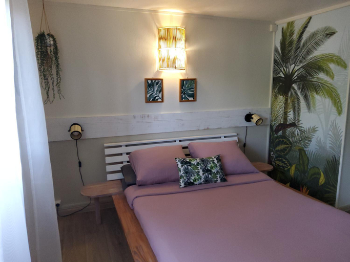 Bedroom 2, LE RUBINJO 2, Saint-Benoît