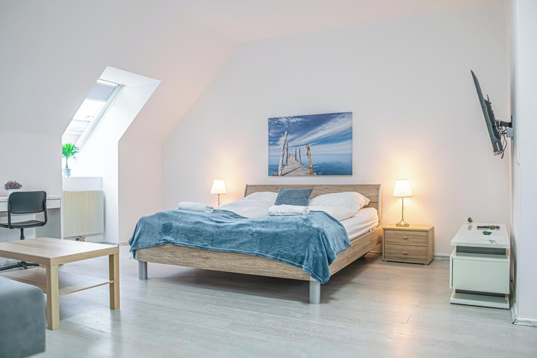 Room 2, Comfy 3BR Near Belvedere Palace, Wien