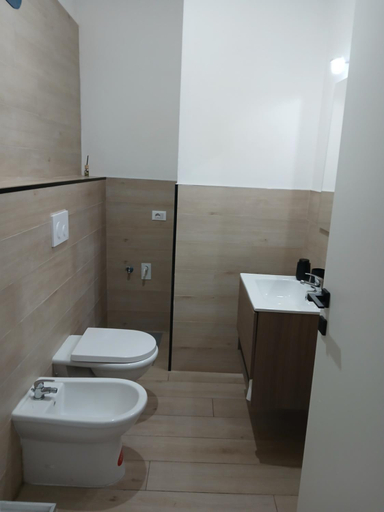 Bathroom 2, Bed & breakfast Aurelia, Bologna