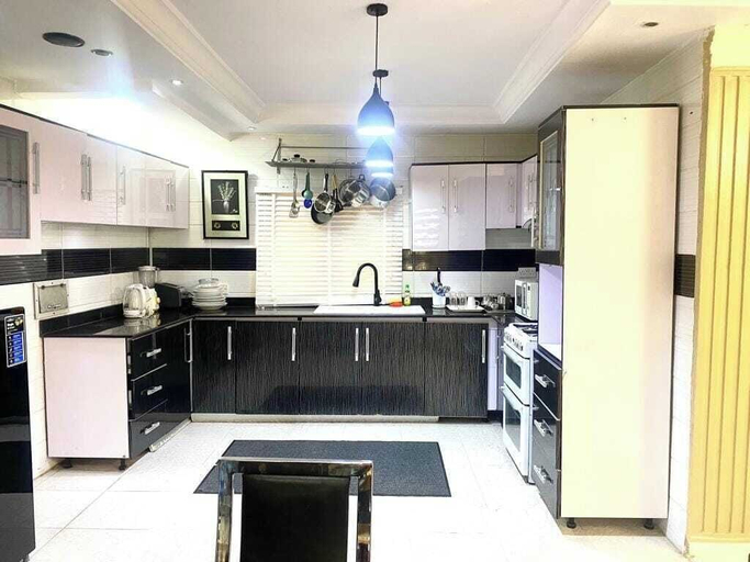 Private kitchen 5, Global Premium Apartment, AbujaMun