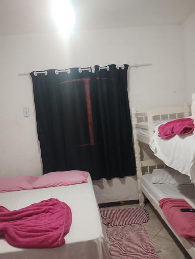 Bedroom 2, Hostel Raio de Fogo, Parati