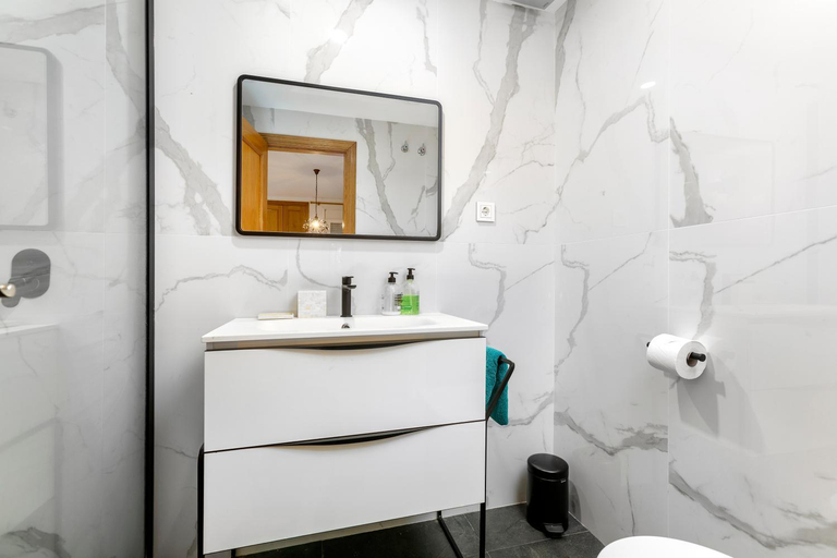 Bathroom 4, Playa Alicate, 2 Bedroom Beach Apartment, Málaga