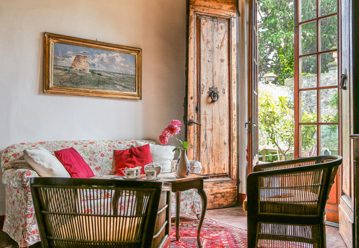 Others 5, Villa Le Pergole- Firenze, Florence