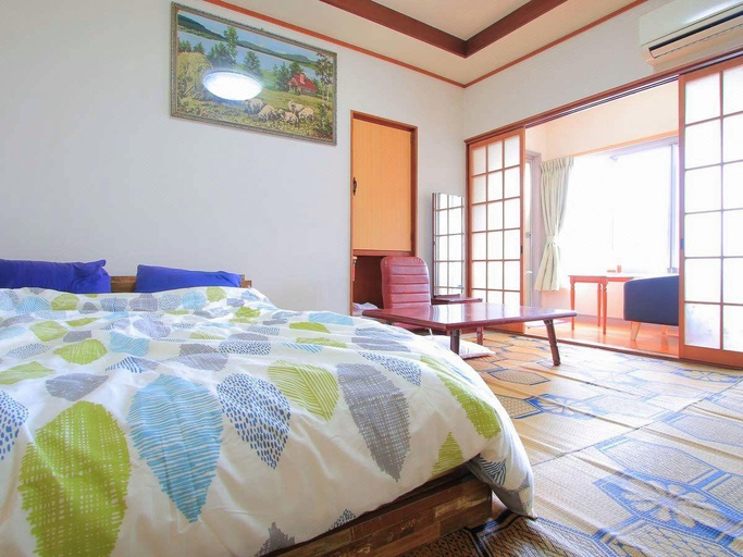 Bedroom 2, Business Hotel Seifusou, Saiki