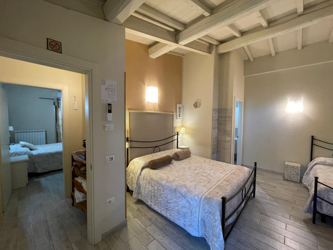 Bedroom, Il Lavandeto - farmhouse in the city, Siena
