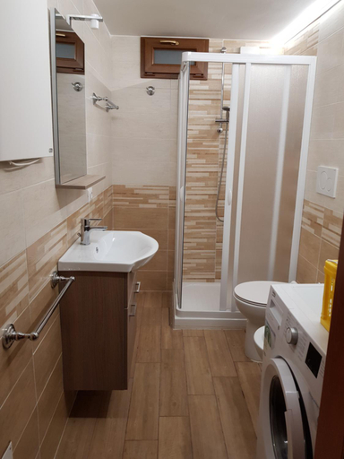 Bathroom 3, Travel Solution - SeaView & Roman Tavern Apartments - Anzio Beach 200mt, Roma