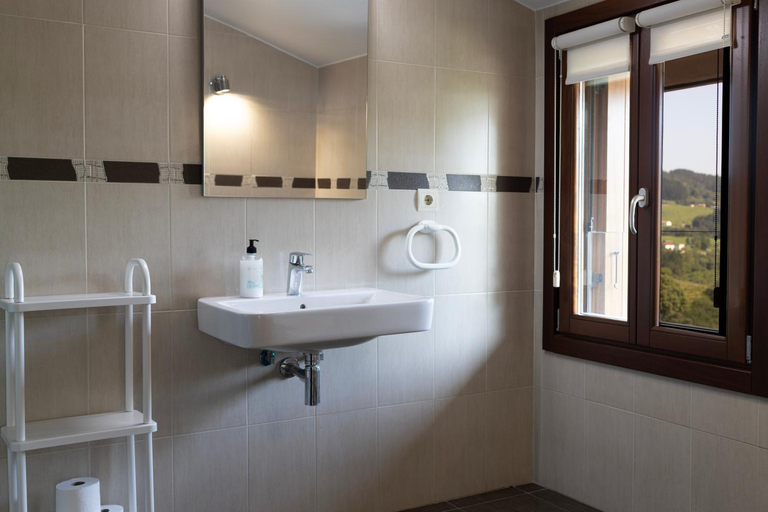 Bathroom 3, Agroturismo Argoin Txiki, Guipúzcoa