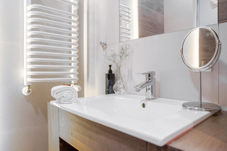 Bathroom 4, S12 Boutique Residence - by Hosty, Kraków City