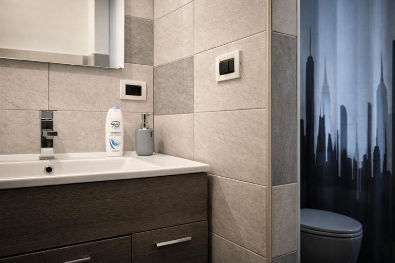 Bathroom 3, MilanRentals - Vigliani Apartments, Milano