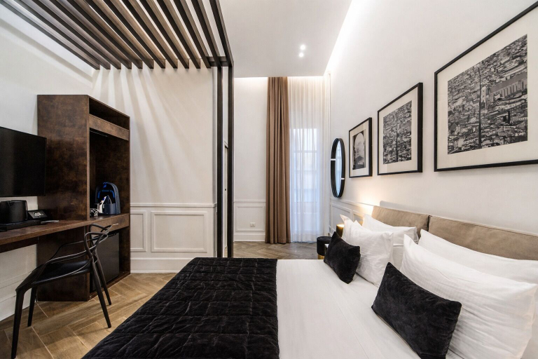 Room 2, Umberto 34 Collection, Napoli