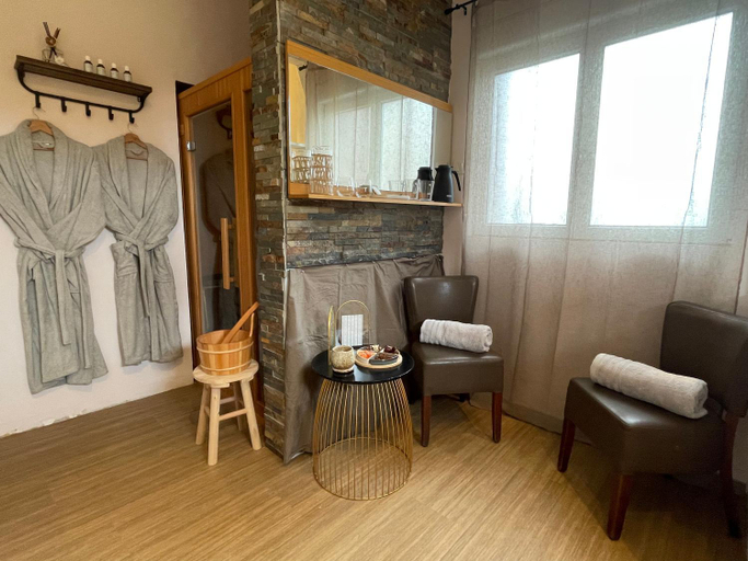 Others 4, Le Clos Charmaine, Seine-Maritime