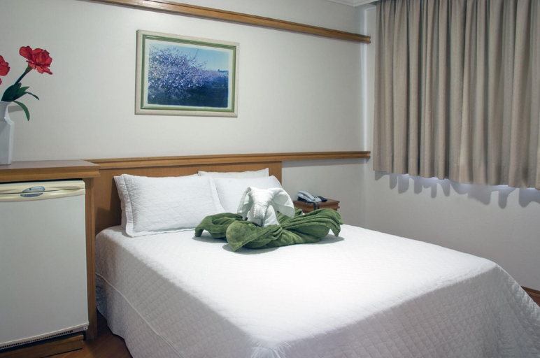Bedroom 2, Grande Hotel Guarapuava, Guarapuava
