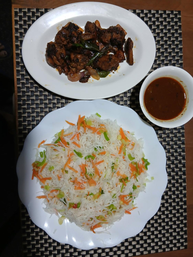 Food & Drinks 4, Alex Home Stay, K.F.G. & G. Korale