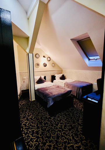 Bedroom 1, Pensiune Turistica Tosca, Bacau