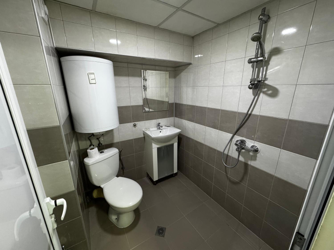 Bathroom 2, Dunav Apart, Rousse