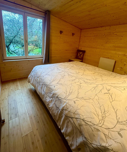 Bedroom 2, Domaine de Faye, Nièvre