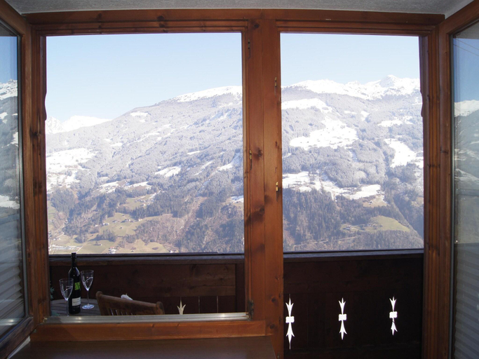 4, Holiday Apartment Near ski Area, Schwaz