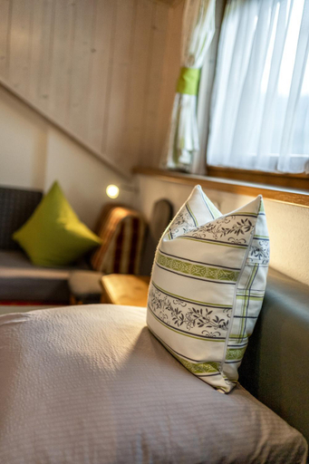 Bedroom 2, Holzerhof Lothen , Campolino, Bolzano