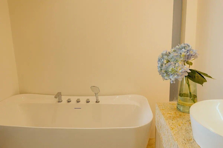 Bathroom 5, Elite Atoll Serviced Apartments Phuket, Phuket Island