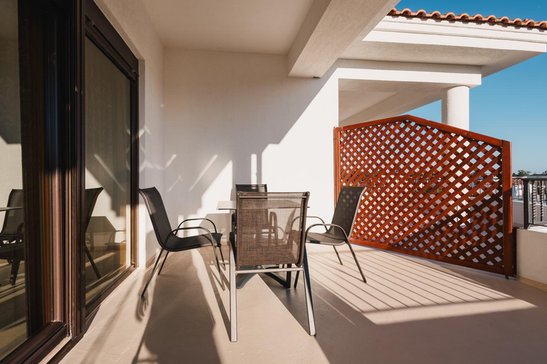 Others 4, Kan&Dzan Apartments