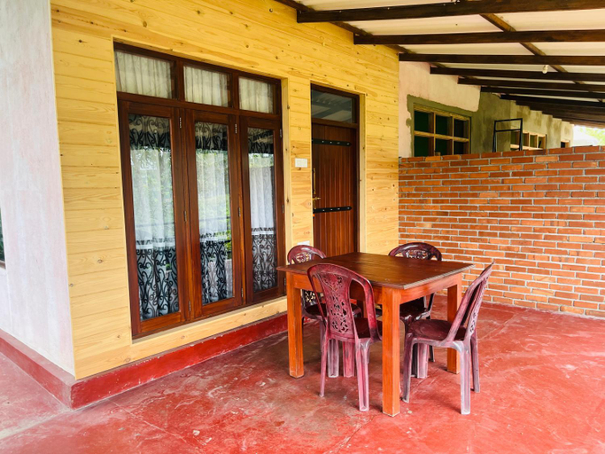 Others 2, Nine Arch Homestay, Ella