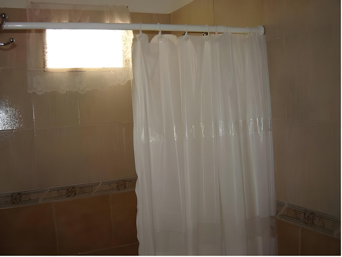 Bathroom 4, Hotel Loma Alegre, General Pueyrredón