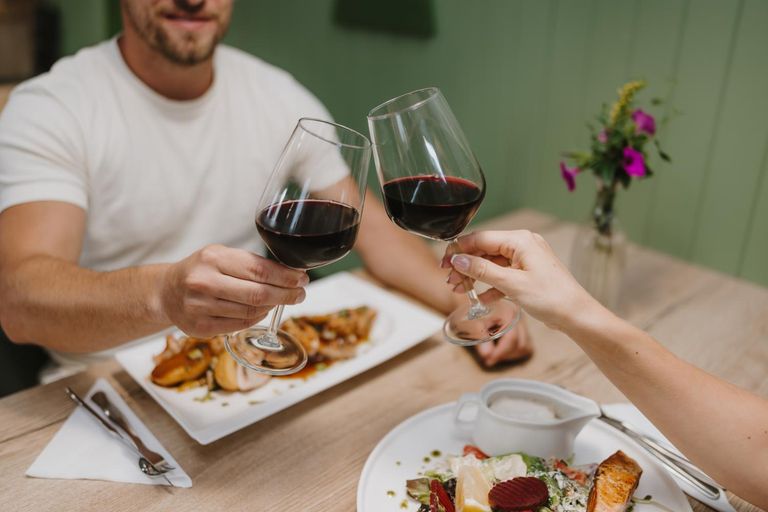 Food & Drinks