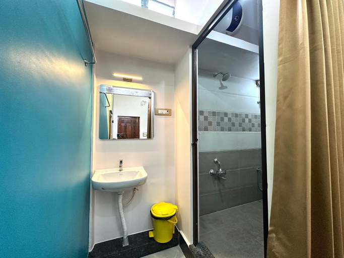 Bathroom 4, OM LINGESWARAN Home Stay Tiruvannamalai, Tiruvannamalai