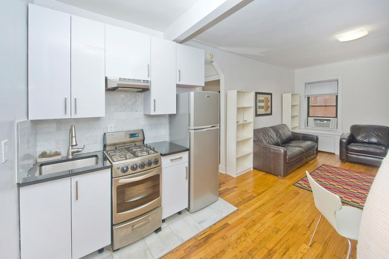 Others 5, Modern Midtown East Apartments in NYC, New York