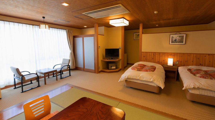 Bedroom 3, Hiratsuru, Atami