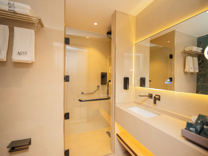 Bathroom 3, April Hotel, Aqaba