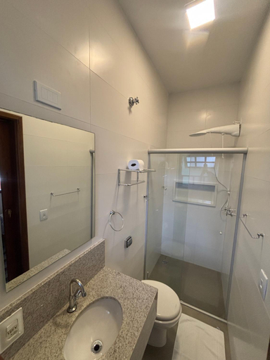 Bathroom 3, Itamambuca Suites, Ubatuba