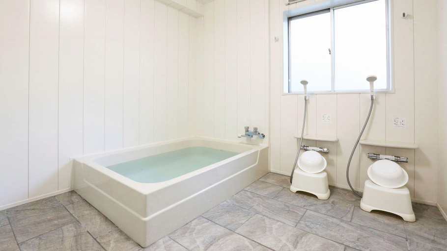 Bathroom 3, Business Hotel Seifusou, Saiki