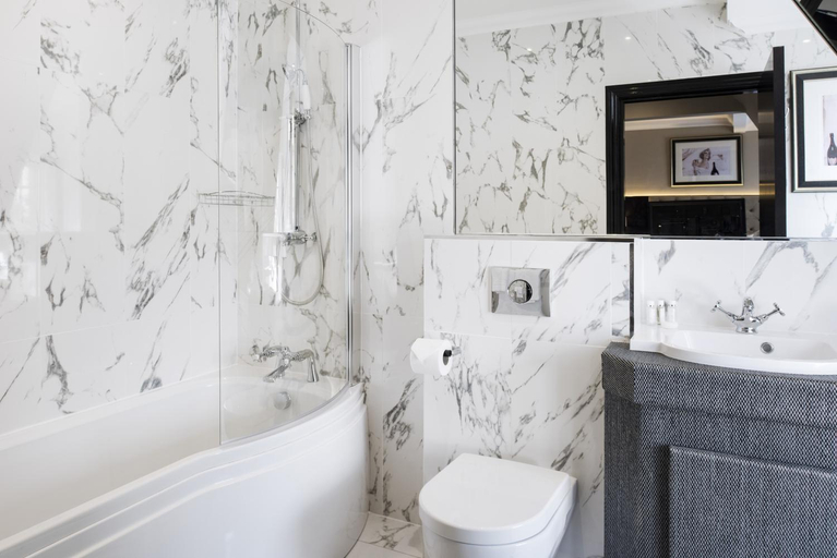 Bathroom, The Vermont ApartHotel, Newcastle upon Tyne